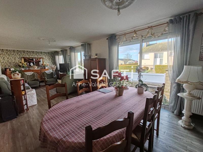 Maison - 90 m² - 5 pièces