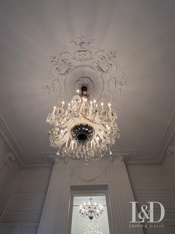 Maison - 710 m² - 15 pièces