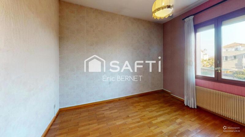 Maison - 135 m² - 8 pièces