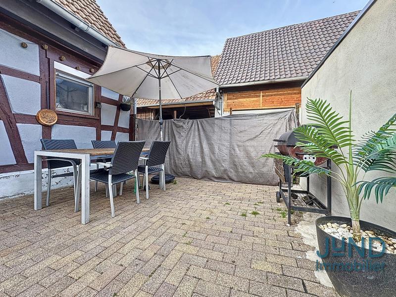 Maison - 98 m² - 4 pièces