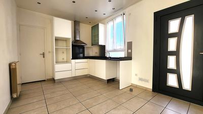 Maison - 130 m² - 4 pièces