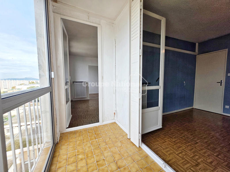 Appartement - 85 m² - 4 pièces