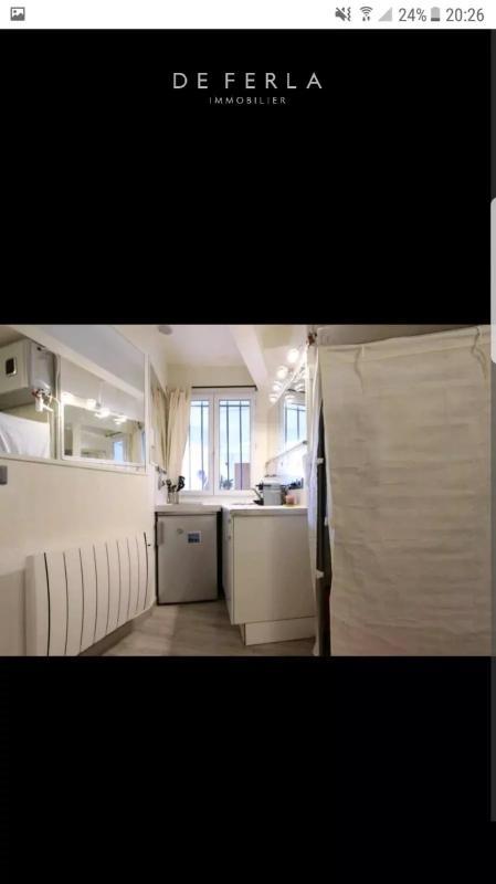 Studio - 9 m² - 1 pièce