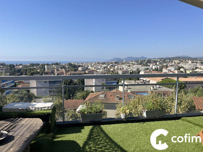 Appartement - 126 m² - 4 pièces