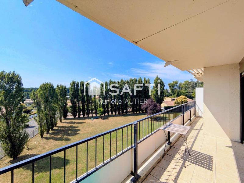 Appartement - 110 m² - 6 pièces