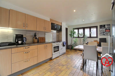 Maison - 101 m² - 4 pièces