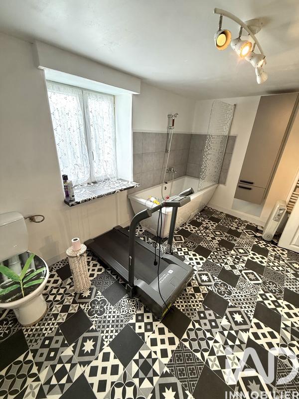 Maison - 135 m² - 6 pièces