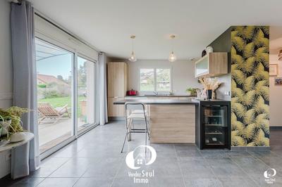 Maison - 92 m² - 4 pièces