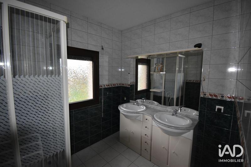 Maison - 194 m² - 4 pièces