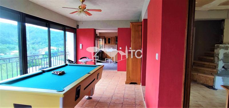 Maison - 174 m² - 4 pièces