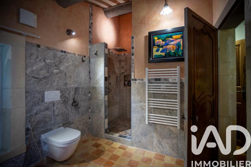 Maison - 343 m² - 14 pièces