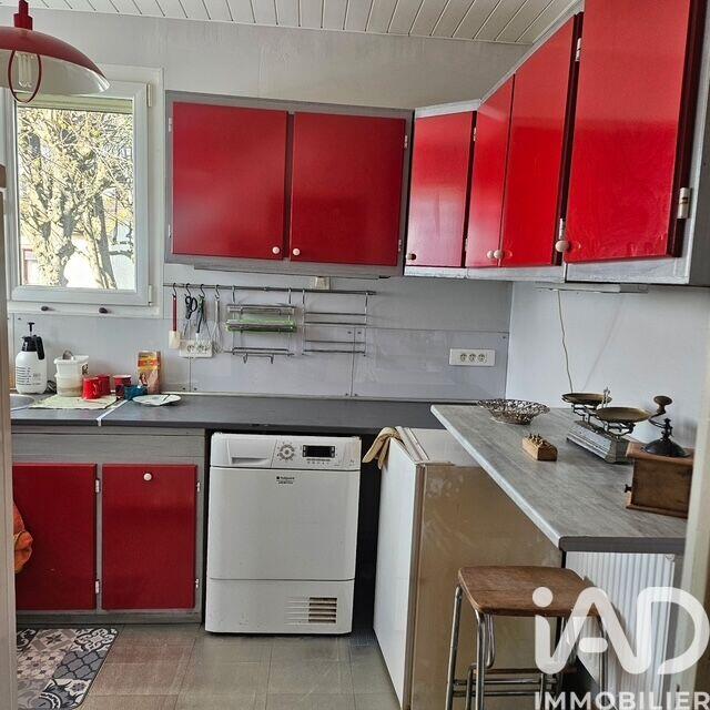 Maison - 140 m² - 5 pièces