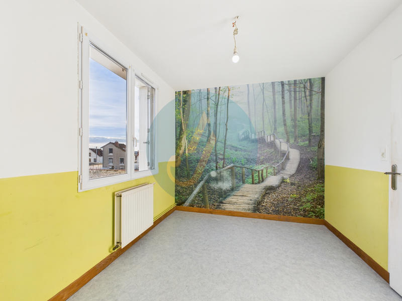 Appartement - 81 m² - 5 pièces