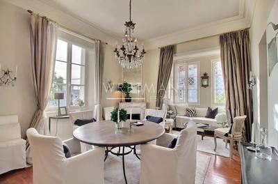 Appartement - 111 m² - 3 pièces