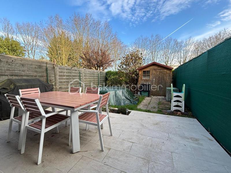 Maison traditionnelle - 84 m² - 4 pièces