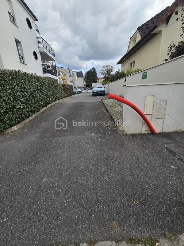 Parking - 16 m²