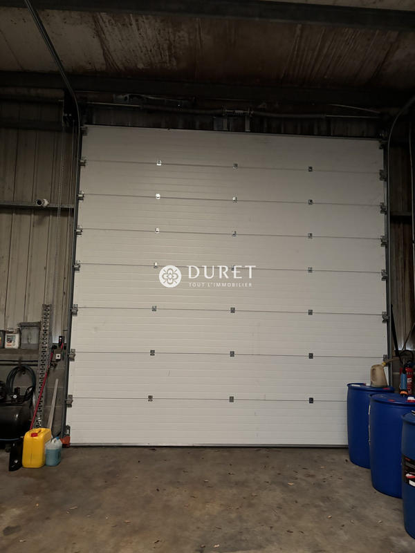 Local d'activités - 721 m²