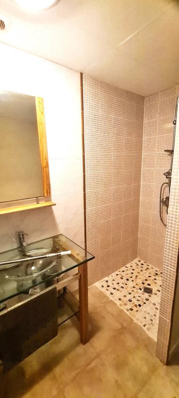 Maison - 240 m² - 12 pièces