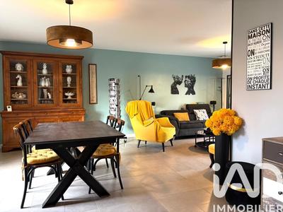 Maison - 110 m² - 6 pièces