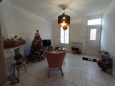 Immeuble - 74 m² - 3 pièces