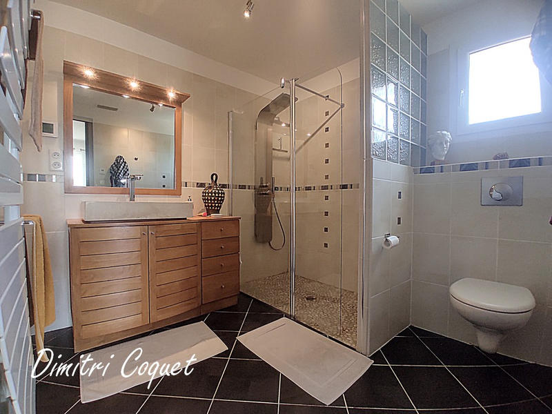 Villa - 170 m² - 5 pièces