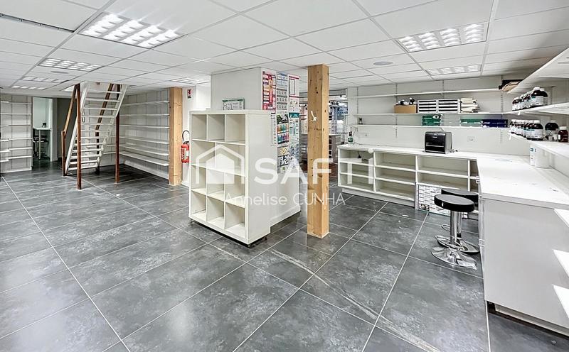 Local commercial - 423 m² - 11 pièces