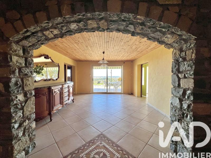 Maison - 193 m² - 8 pièces