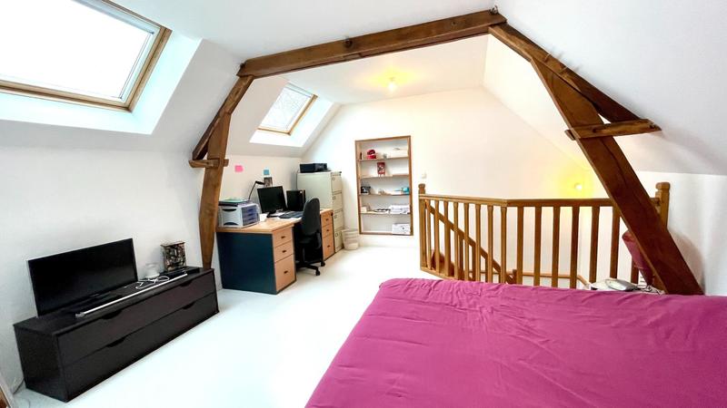 Maison - 181 m² - 6 pièces