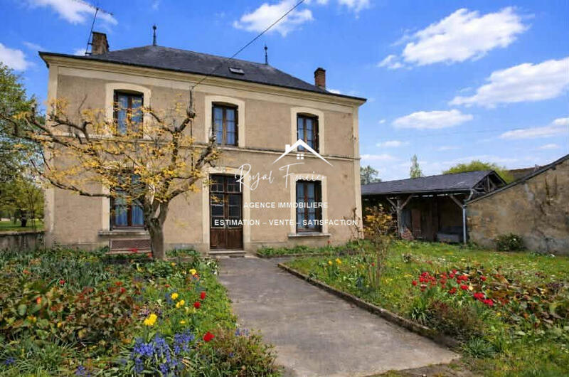 Maison ancienne - 138 m² - 8 pièces