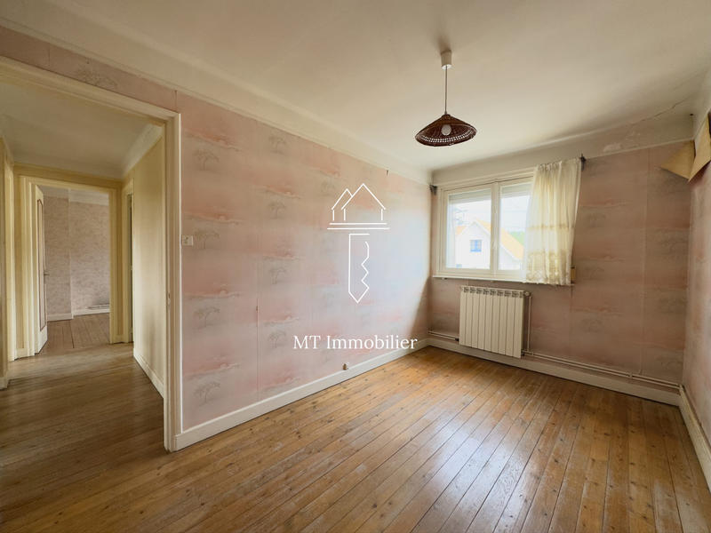 Maison - 97 m² - 6 pièces