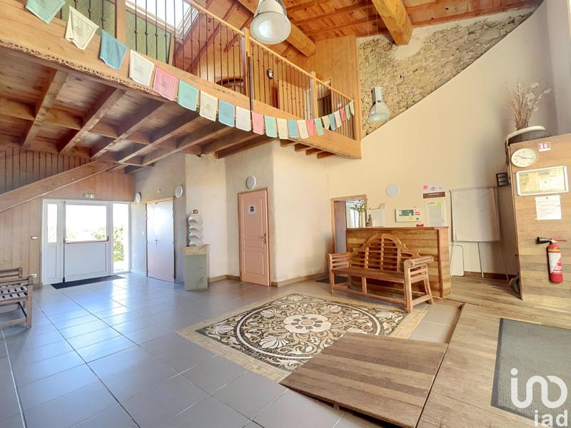 Local commercial - 1 828 m²