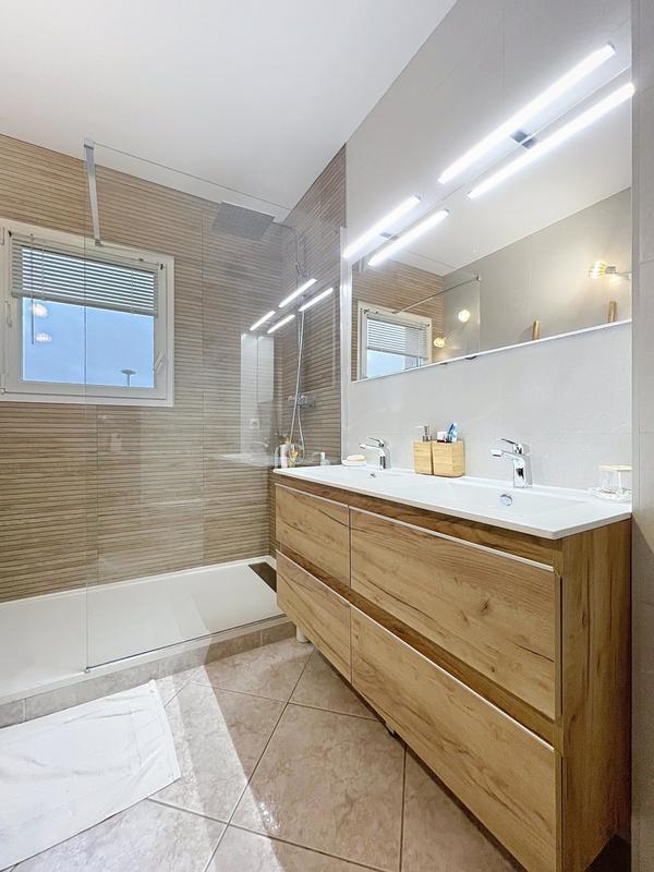 Villa - 160 m² - 6 pièces