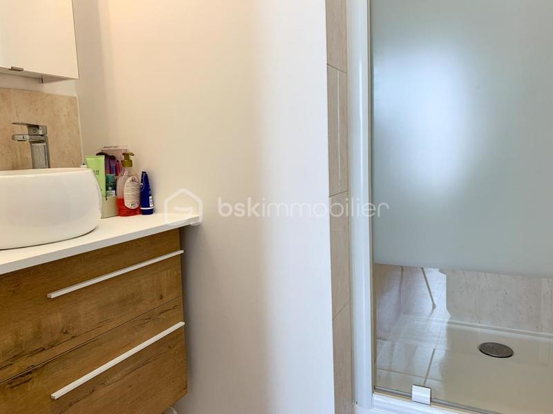 Maison - 92 m² - 5 pièces