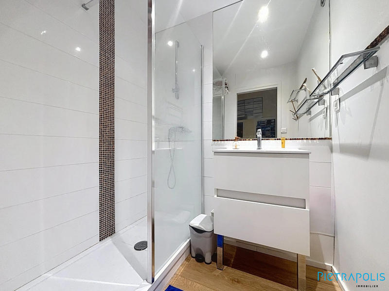 Appartement - 91 m² - 4 pièces