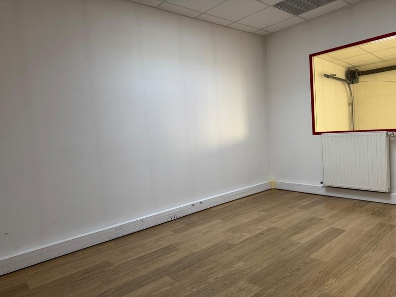 Bureau - 310 m² - 1 pièce