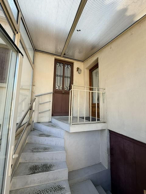 Maison - 69 m² - 5 pièces