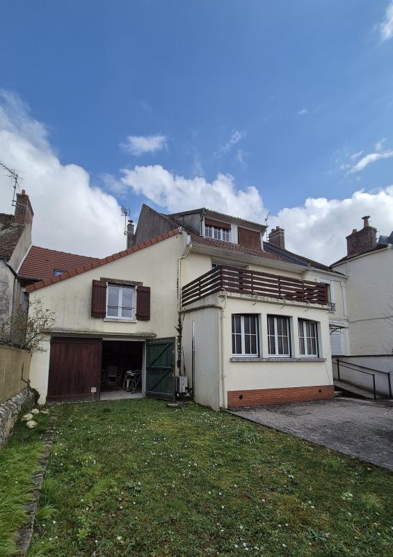 Maison - 150 m² - 6 pièces