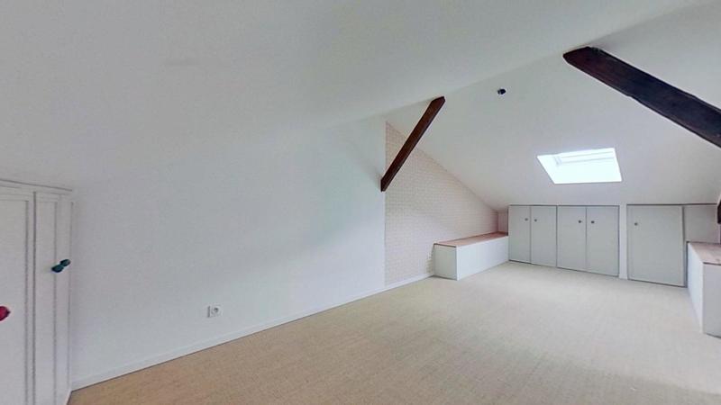 Appartement - 84 m² - 4 pièces