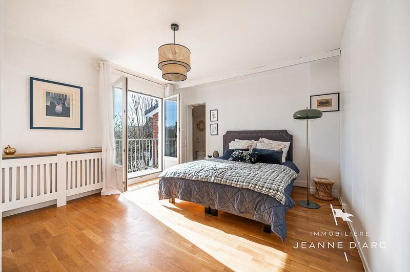 Maison - 190 m² - 7 pièces