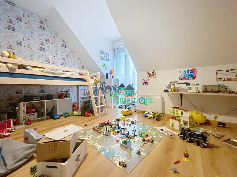 Maison - 80 m² - 4 pièces