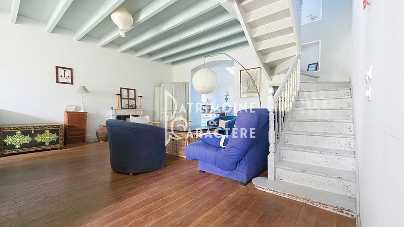 Maison - 122 m² - 6 pièces