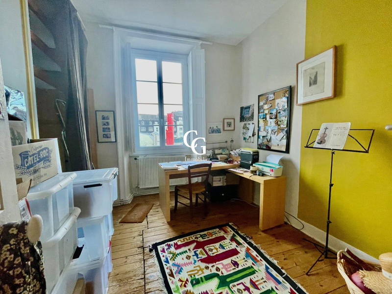 Duplex - 162 m² - 8 pièces