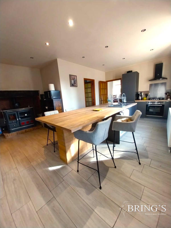 Maison - 120 m² - 5 pièces