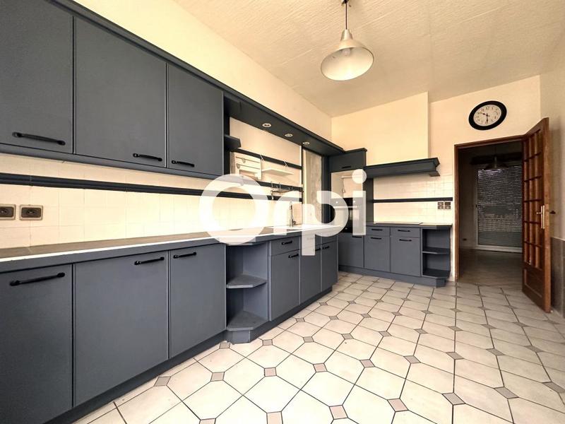 Maison - 110 m² - 5 pièces