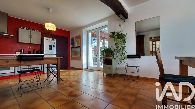 Maison - 207 m² - 7 pièces