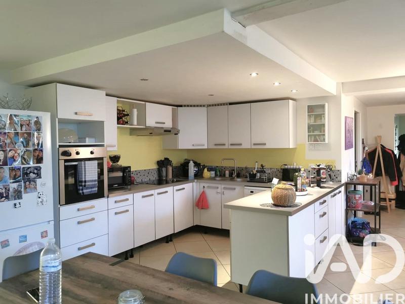 Appartement - 110 m² - 3 pièces