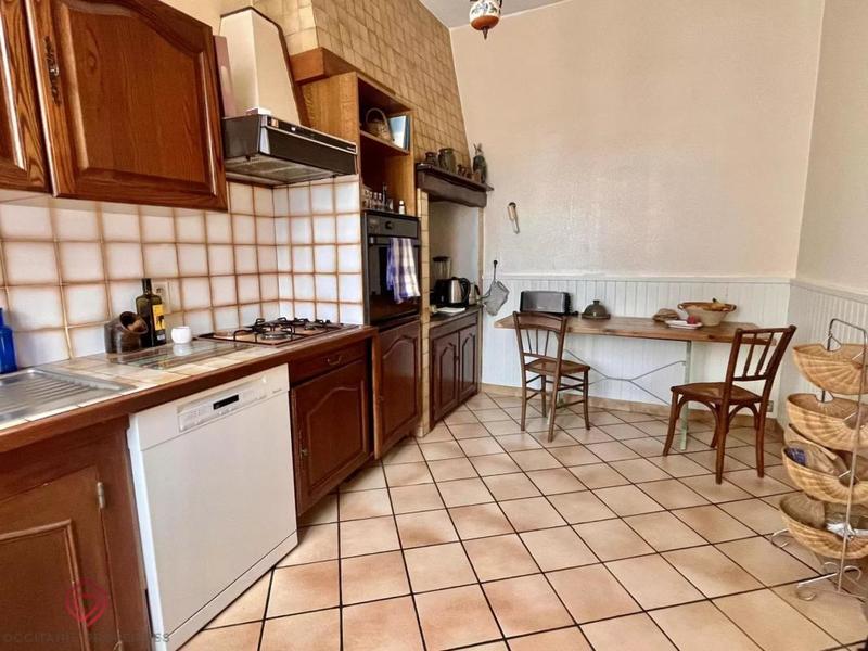 Maison de village - 237 m² - 9 pièces