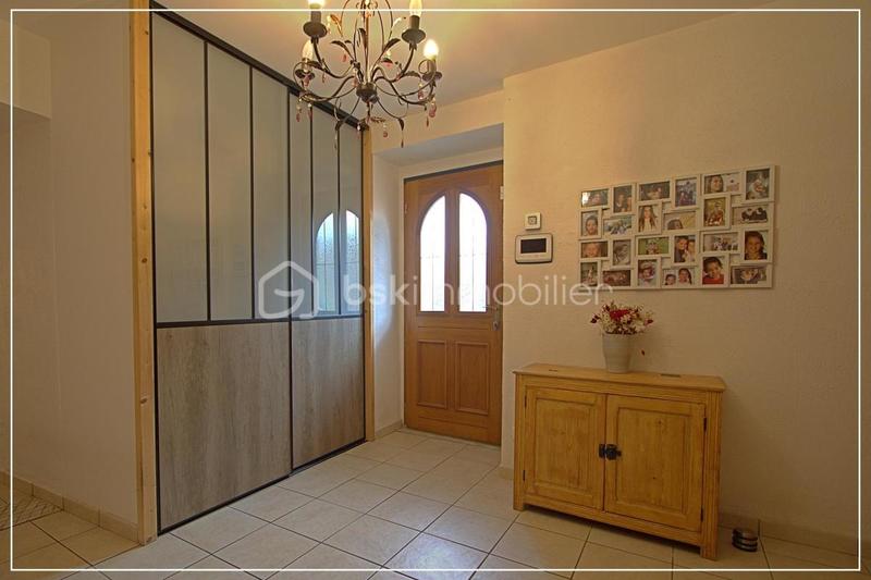 Maison - 165 m² - 8 pièces