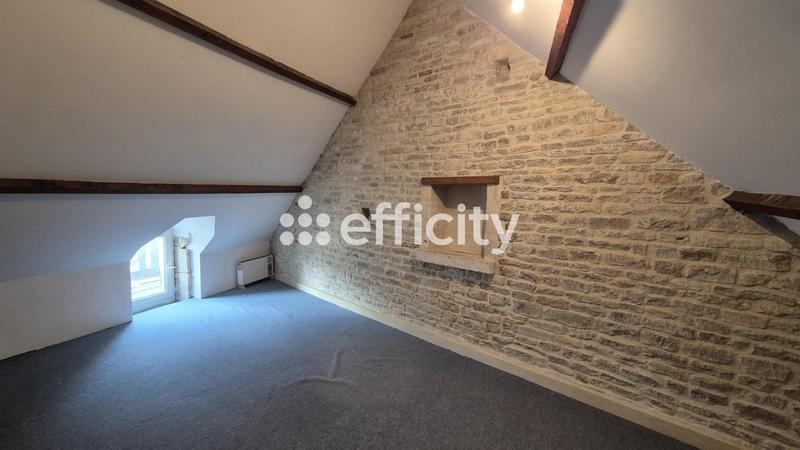 Maison - 230 m² - 10 pièces