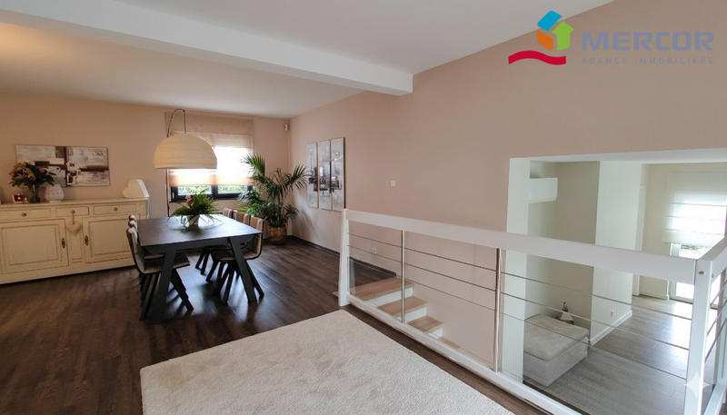 Maison - 136 m² - 5 pièces